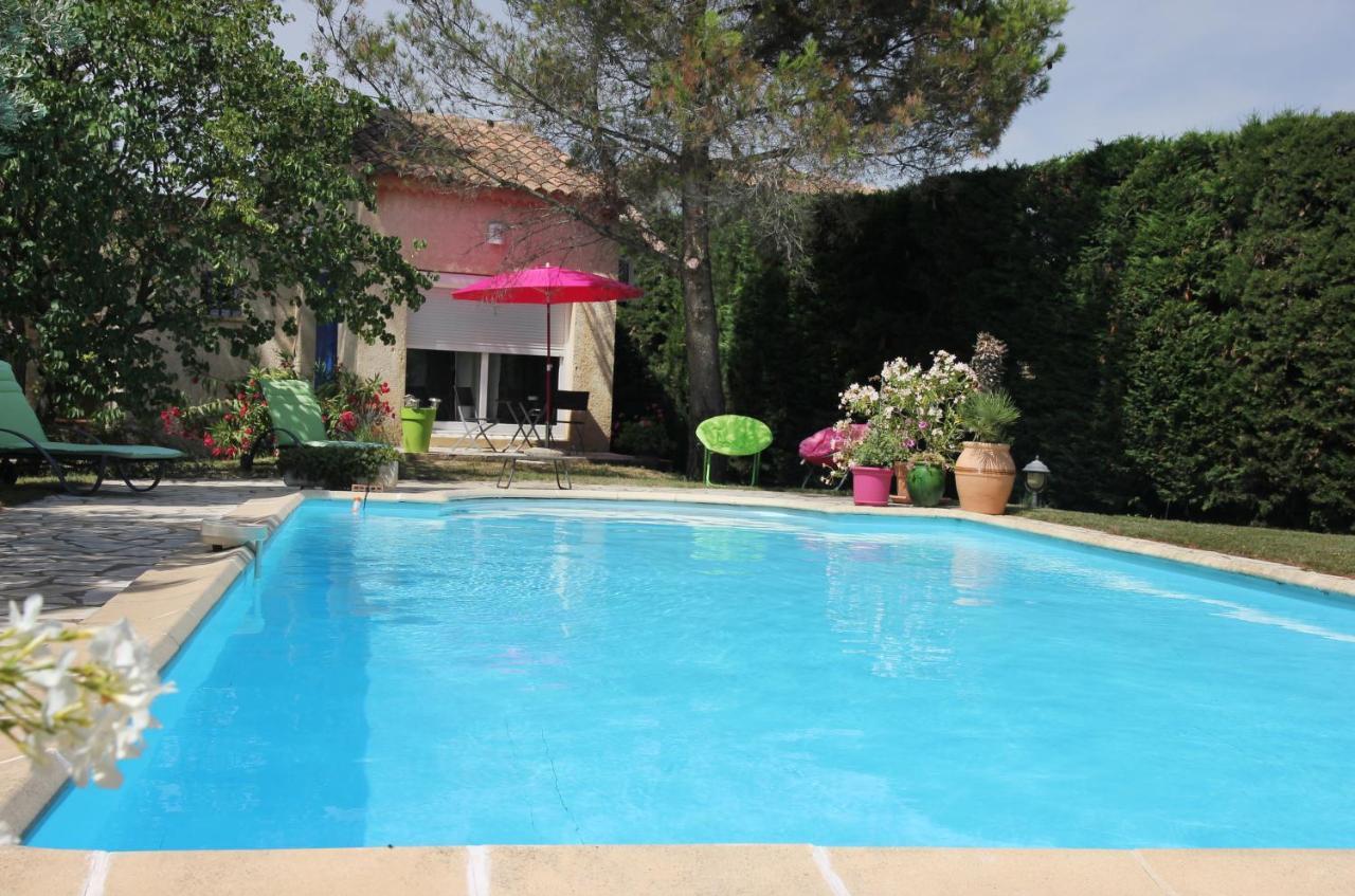 Bed and Breakfast ENTRE AVIGNON et PONT DU GARD à Rochefort-du-Gard Chambre photo
